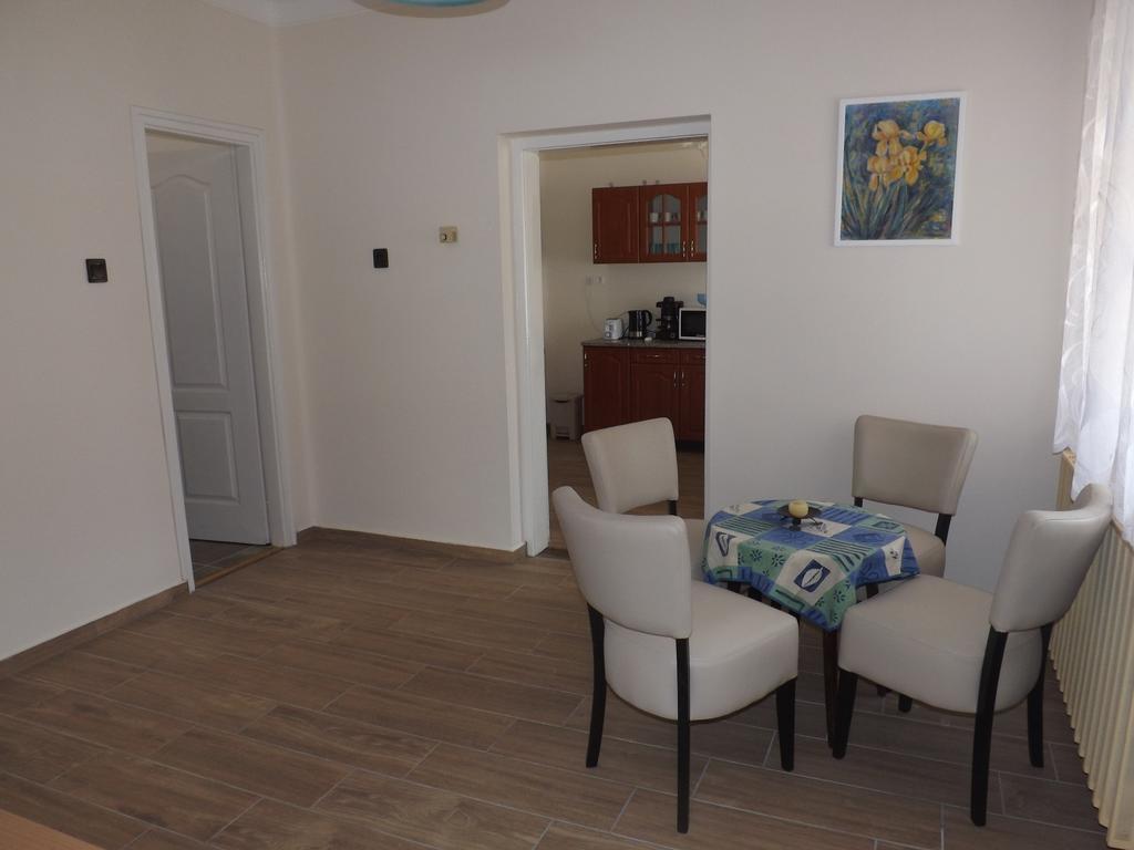 Fagyoengy Apartment Sárvár Cameră foto