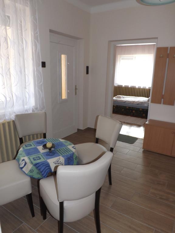 Fagyoengy Apartment Sárvár Cameră foto