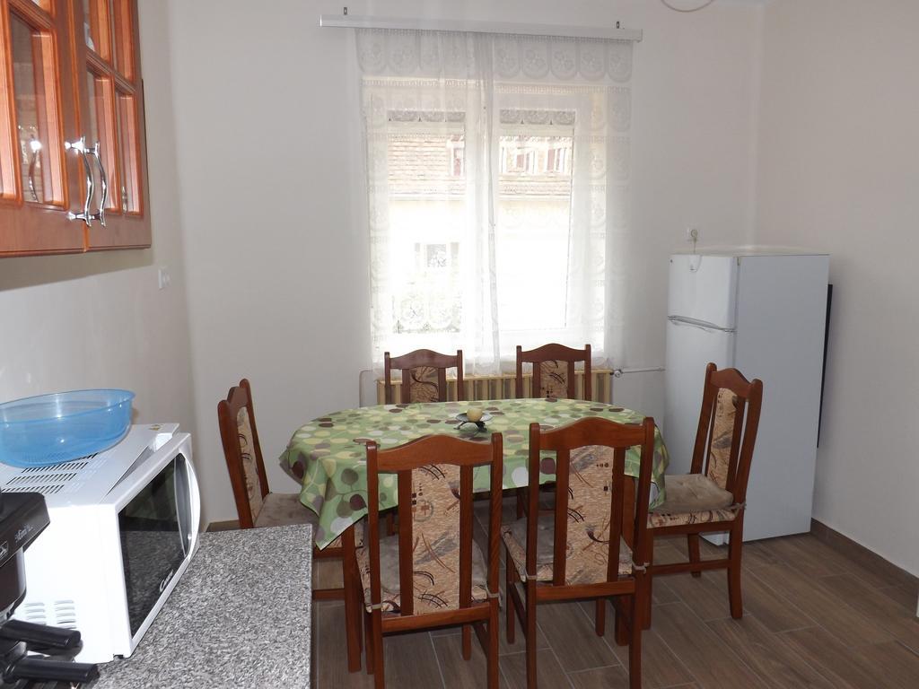 Fagyoengy Apartment Sárvár Cameră foto